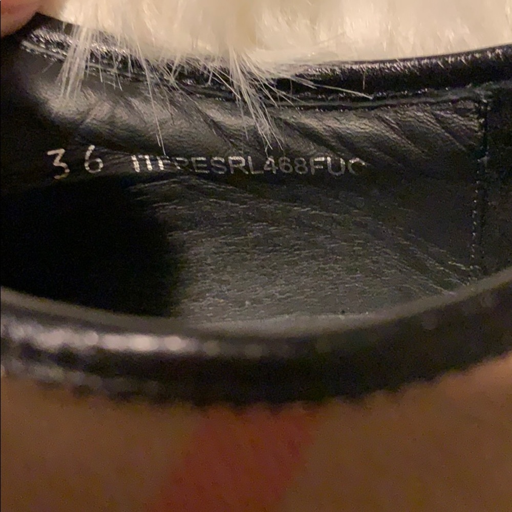 Burberry Sneakers - Picture 5 of 6